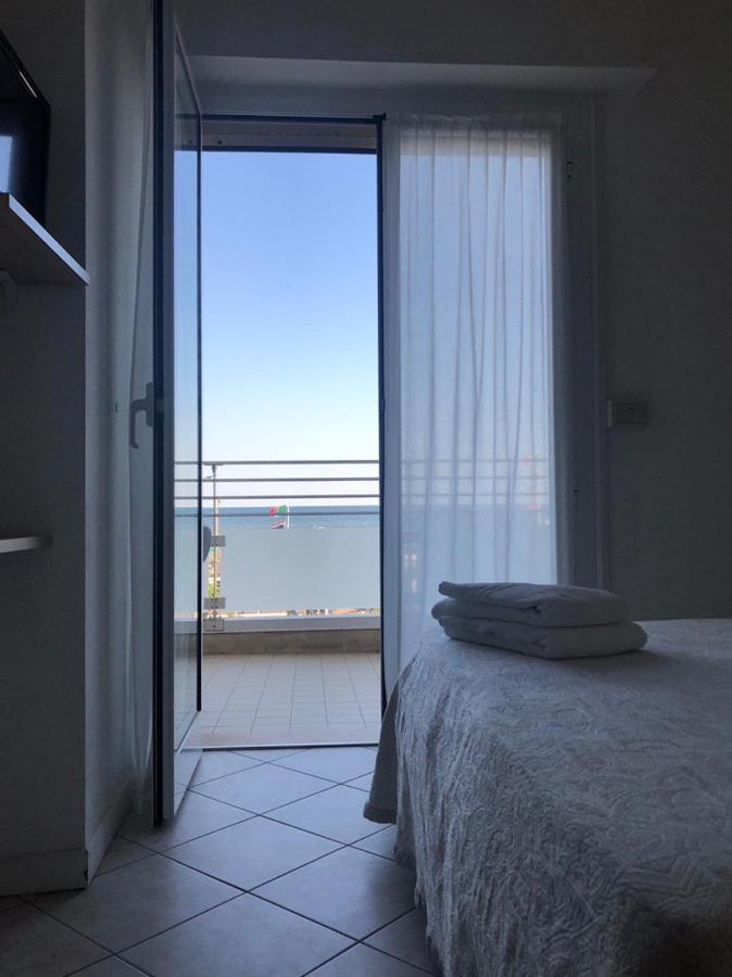 Hotel Alda Cervia Exteriör bild