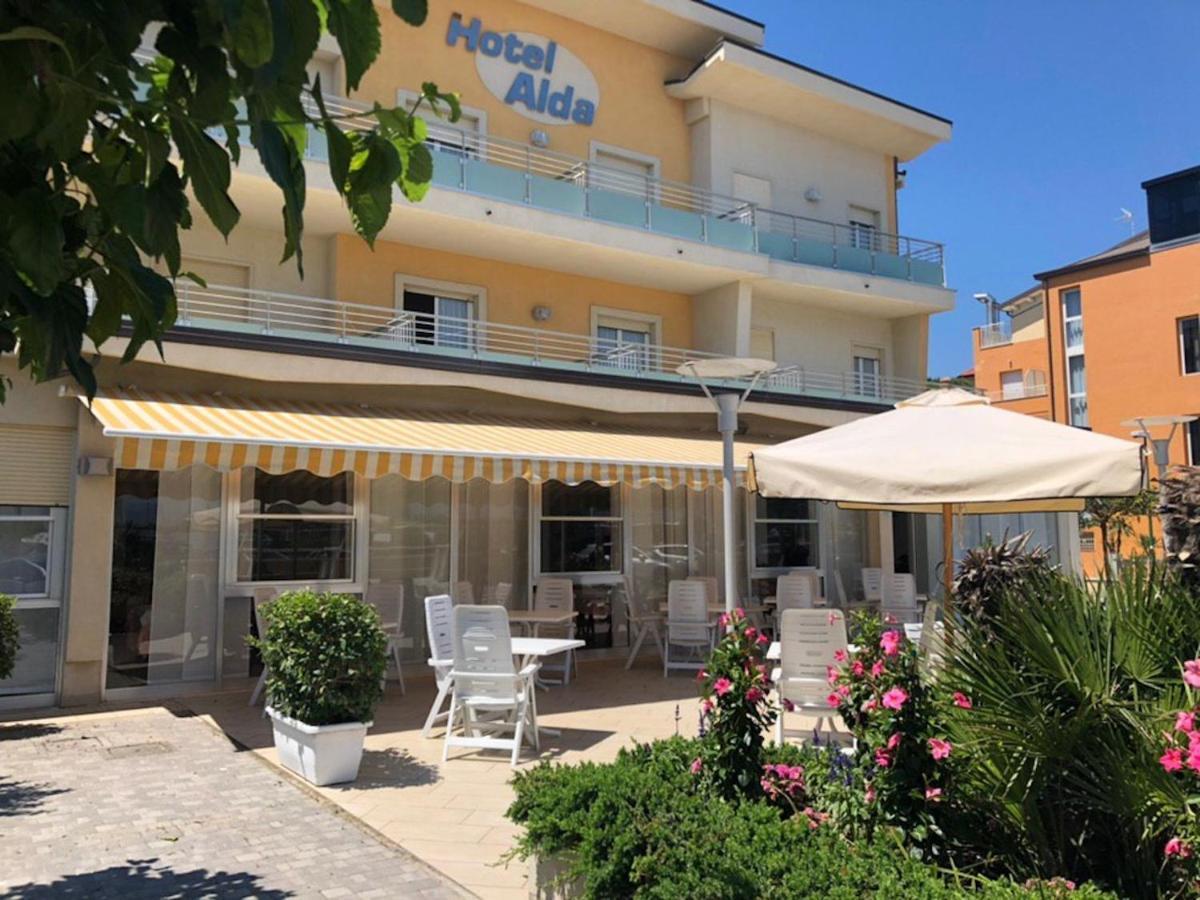 Hotel Alda Cervia Exteriör bild