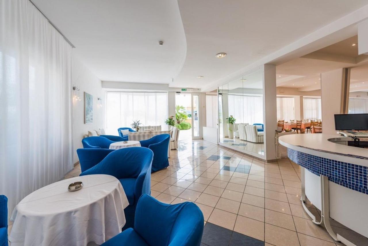 Hotel Alda Cervia Exteriör bild